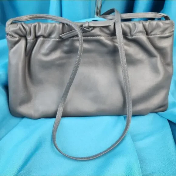 🔹️Anne Klein Gray Leather Clutch Purse - Picture 5 of 12